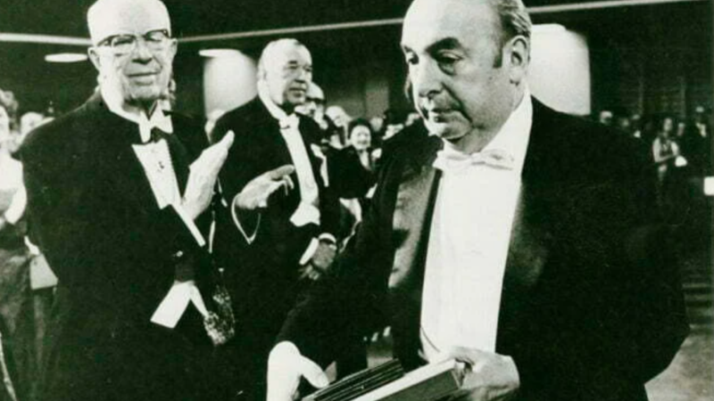 A 50 años del Nobel de Pablo Neruda. Crónica en primera persona: “La poesía no habrá cantado en vano”